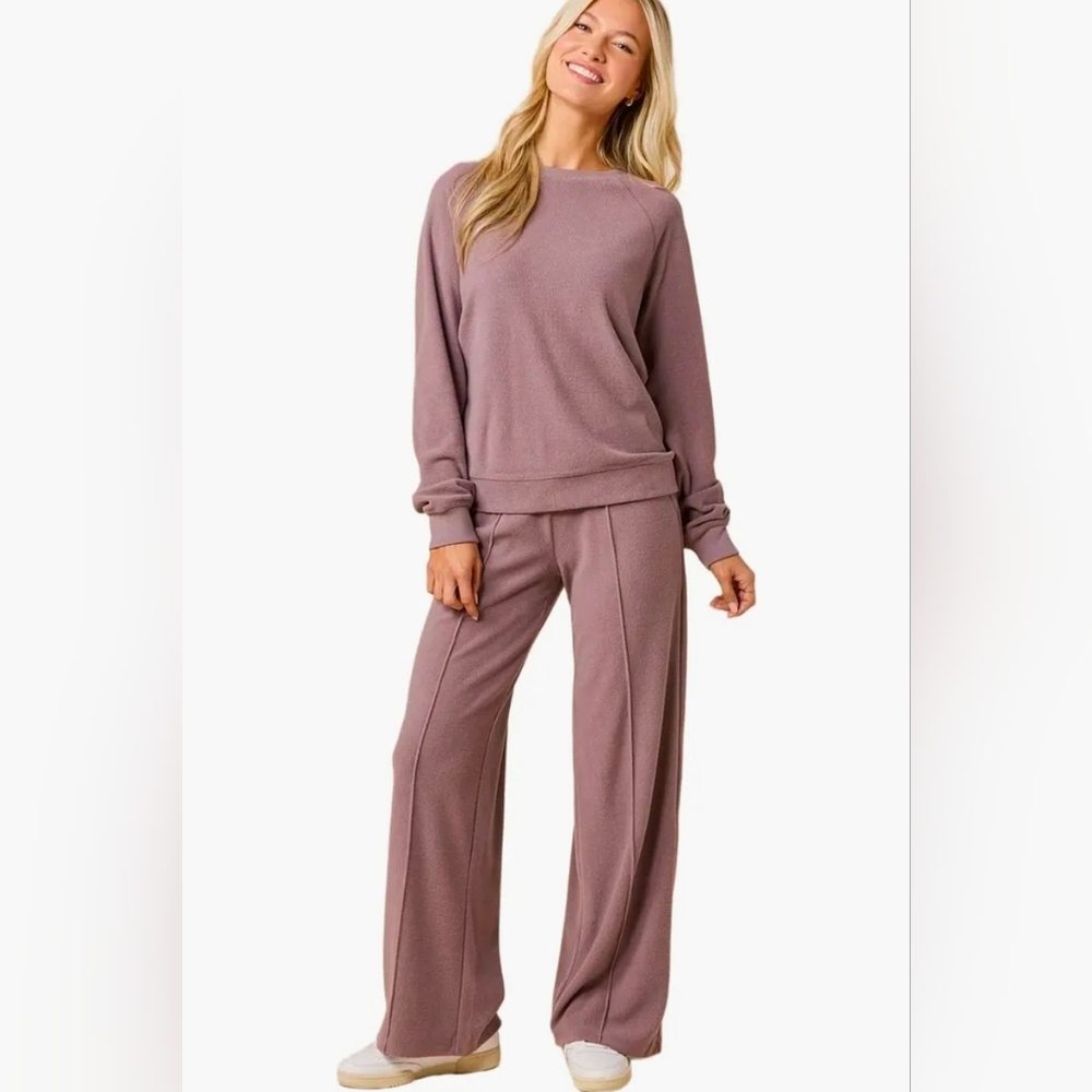 Softies Crewneck Sweater & Pintuck Wide Leg Pants Size Medium NWT $150